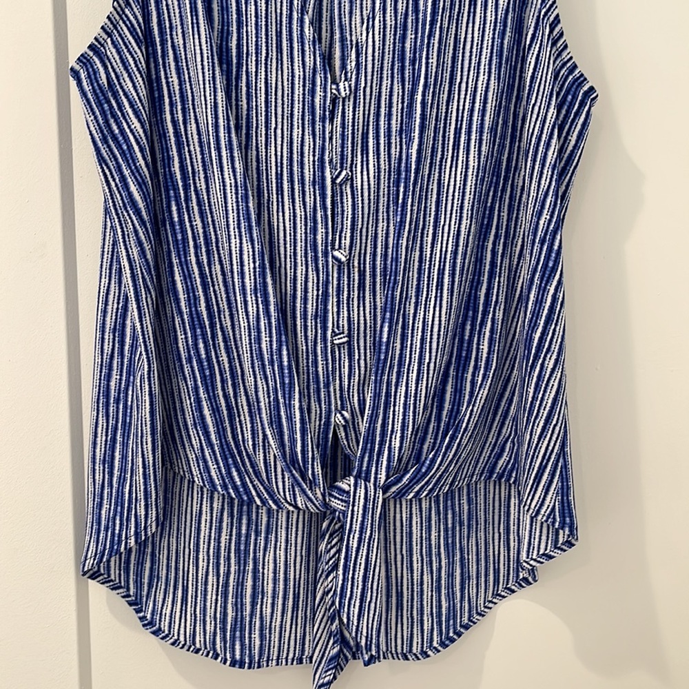 Tank With Button Down Front And Tie Bottom - image 3